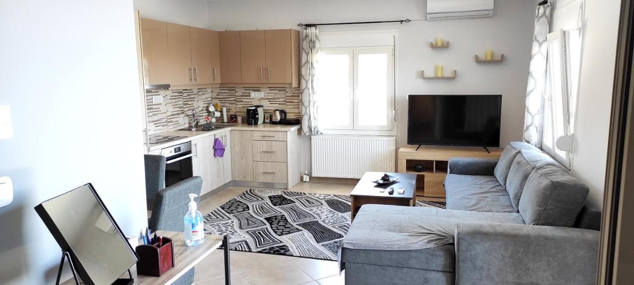Spiros - Full Renovated House 2022 *