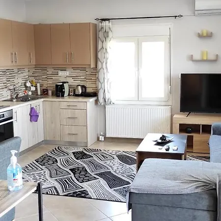Ferienwohnung Spiros - Full Renovated House 2022 Mármaron Exterior foto